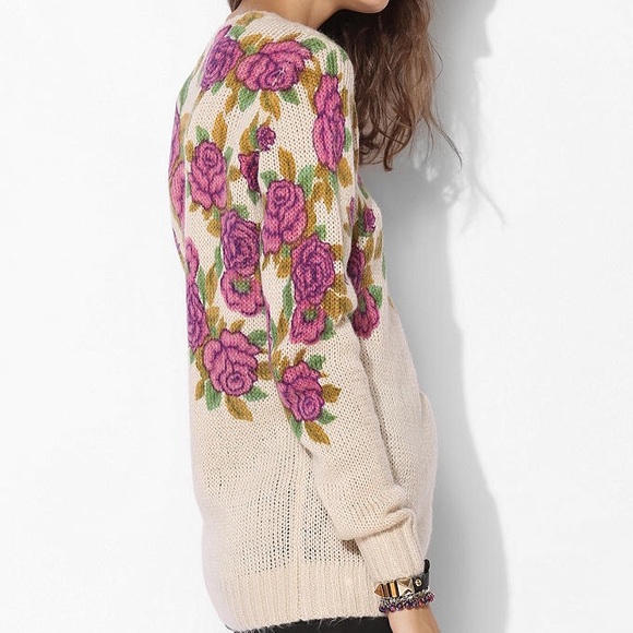 Pins & Needles Cream Rose Sweater - Picture 6 of 7